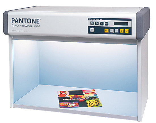 パントン カラービューイングライト　　PANTONE color viewing light (5-light Unit) 